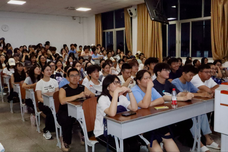 人艺动态｜团委学生会纳新宣讲活动顺利开展