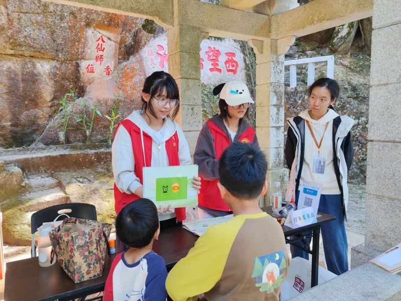 志愿活动｜人文艺术系2025年学生志愿服务年度回顾